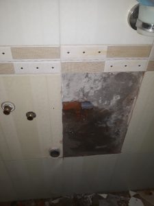 sửa ống nước âm tường bị hư