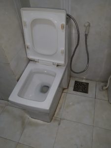 lắp đặt bồn cầu